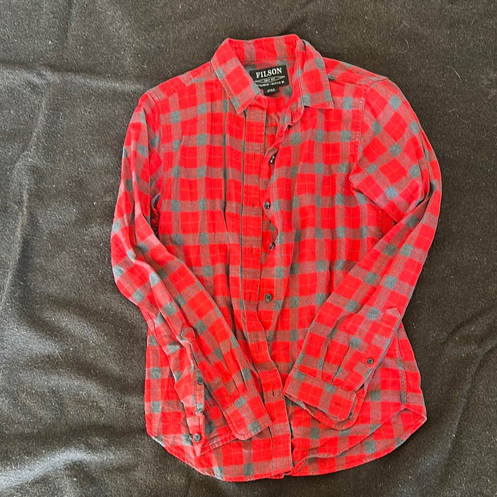 Women’s XS Filson flannel